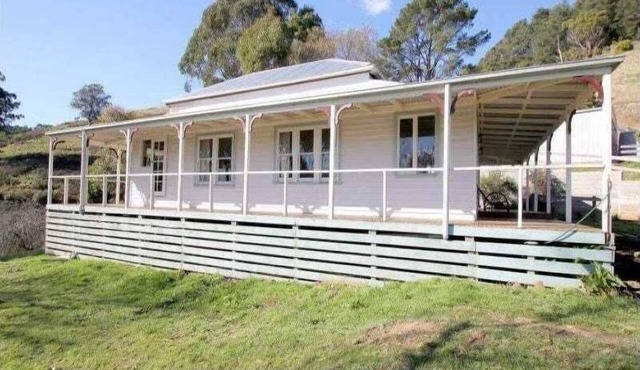 Foster - Nature Retreat - Nippards Nature Cottage in Woorarra West