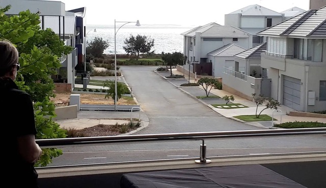 FROM $316 Stunning Coogee Beach Getaway near Fremantle W.A!! in Perth