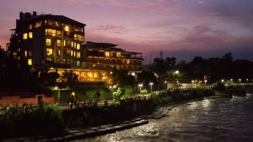 GANGA KINARE- A Riverside Boutique Resort, Rishikesh in Rishīkesh
