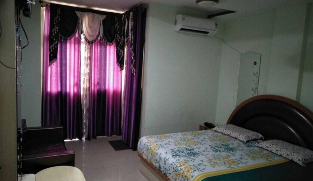 Gaurav Guest House in Mau Ranipur