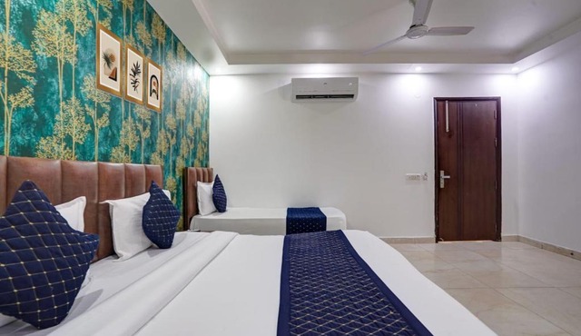Gistoi Grace Paradise Hotel in New Delhi