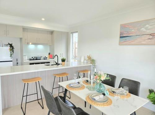 Gold Coast Gateway - Spacious 4BR House in Logan in Marsden