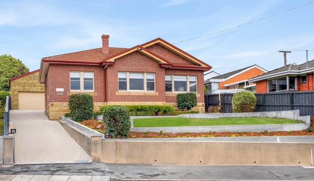 Gorgeous Hobart Accommodation - Park on Park, New Town in New Town