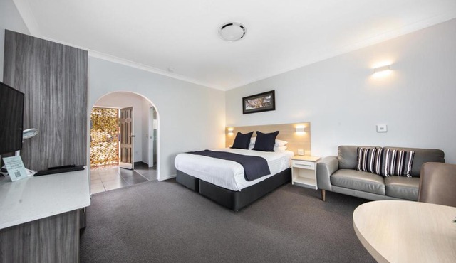 Hamilton's Queanbeyan Motel in Queanbeyan