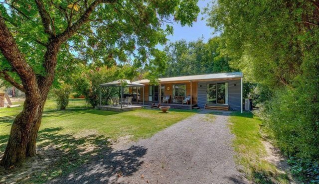 Hampton Cottage, Bright in Bright