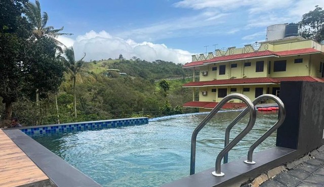 Heaven Inn Ramakkal