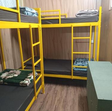 hills vacation stay in hostel in Darjeeling