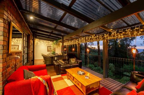 Holly Lodge in Kalorama