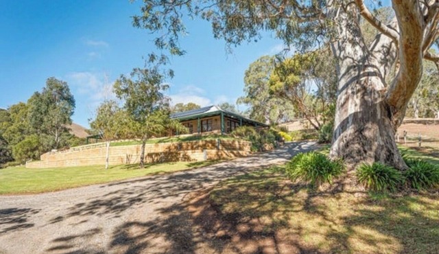 Home in The Range Mclaren Vale Wine Region in The Range