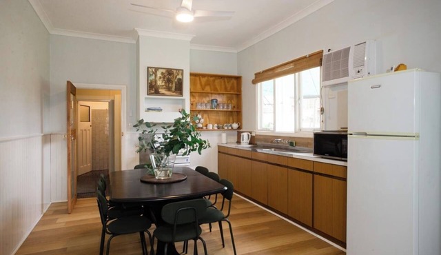 Homestead in the Perth Hills in Hacketts Gully