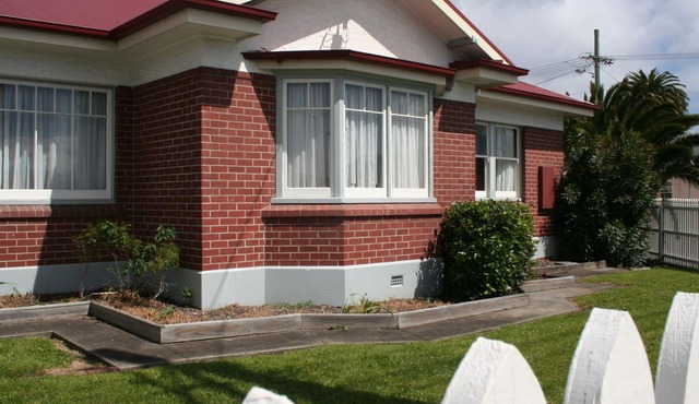 Hopkins on Charles - 4bedrm/2 bathrm Central to Shopping, Restaurants 2Min walk in Hobart