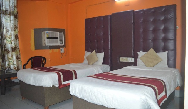 Hotel Aadhar Barbil