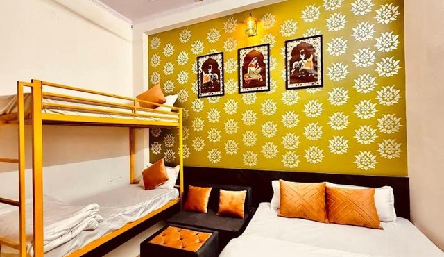 Hotel Aditya Raj