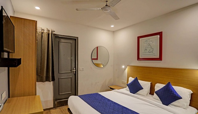 Hotel Admire Inn Vashu