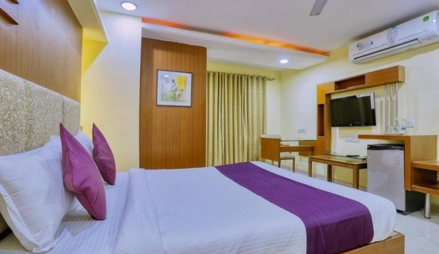 Hotel Amrit Residency in Indore