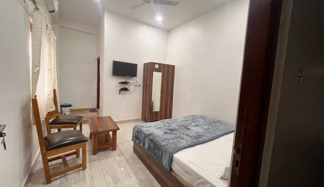 HOTEL ANNAPURNA REGENCY in Mirzapur