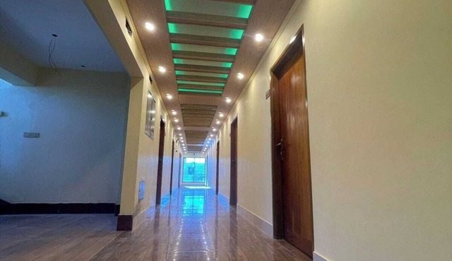 Hotel Apon Palace