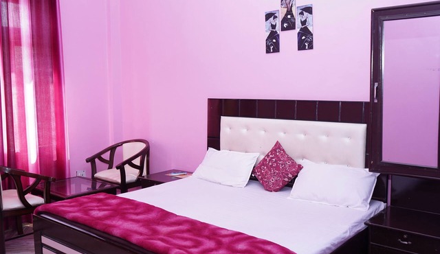 Hotel Apoorva in Dwarahat