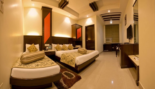 Hotel Aster Inn