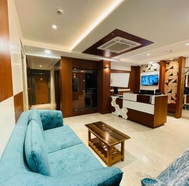 Hotel Banaras Villa in Kakarmatha