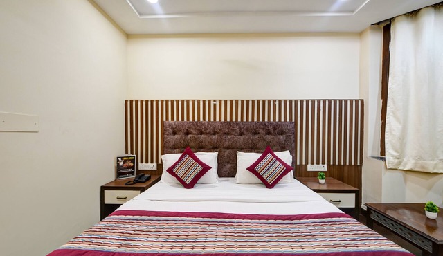 Hotel Batra Holiday Home