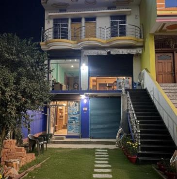 Hotel Blue Mooon