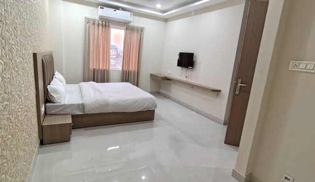 Hotel BR Residency