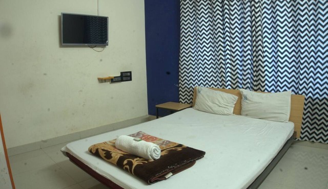 Hotel Bright stays
