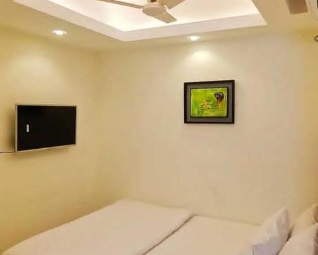 Hotel Crown City