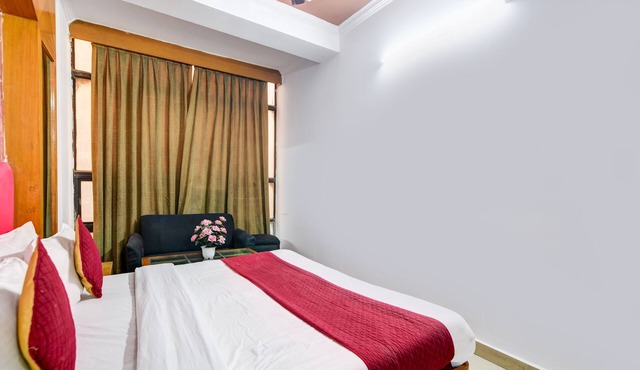 Hotel Delhi Regency