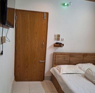 Hotel Dhanmondi