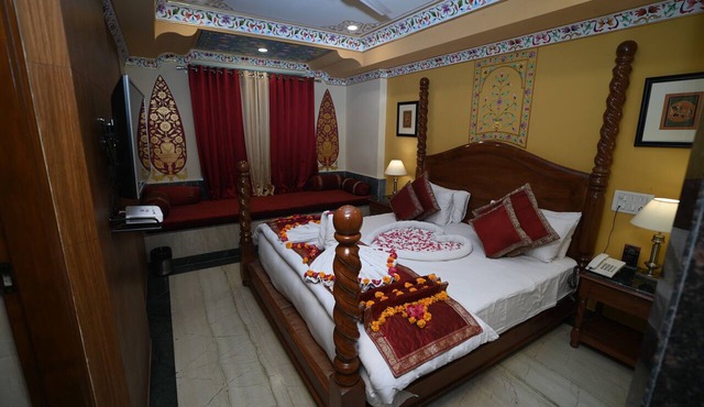 Hotel Fort Chandragupt Jaipur