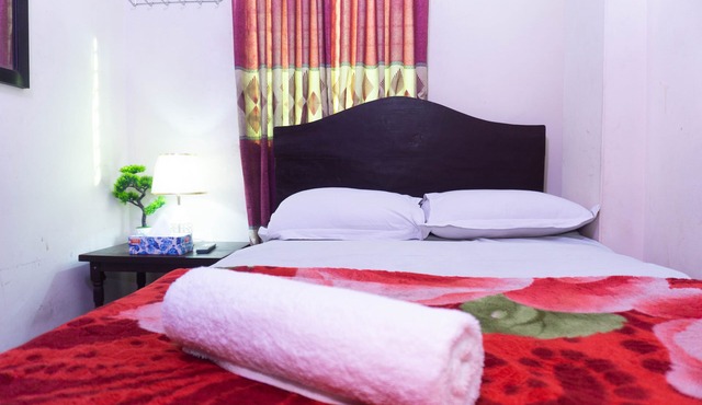 Hotel Green Garden - Couple Room - Non AC