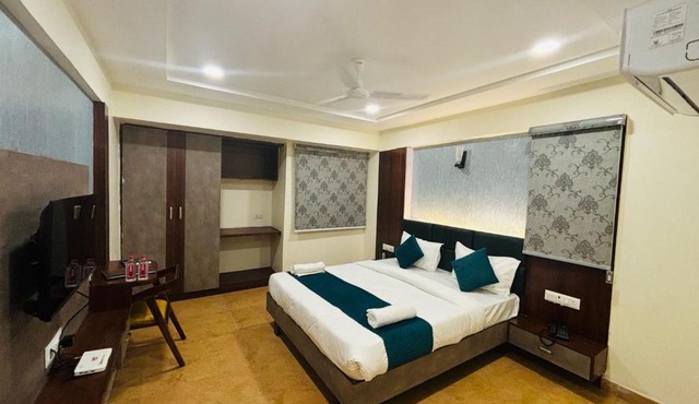 Hotel JR Classic