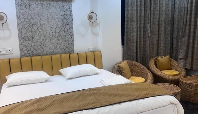 Hotel Krishna & Restaurant in Barharwa