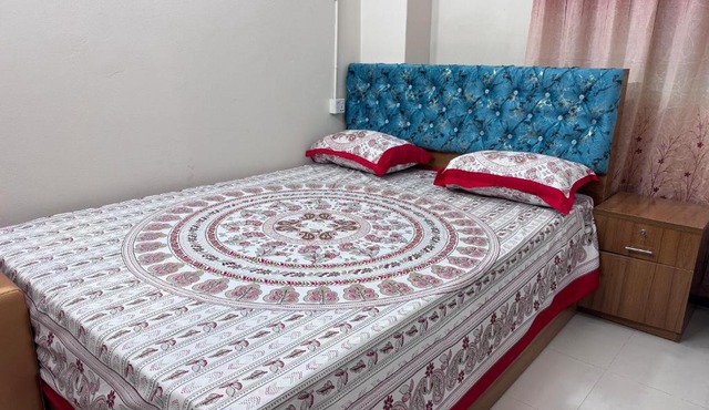 Hotel Labbaik Farmgate