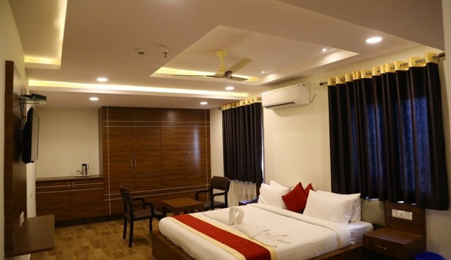 Hotel M Grand in Hyderabad