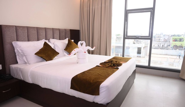 HOTEL MAHIKA in Siwan