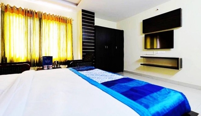 Hotel Maruthi Residency Inn in Hyderabad