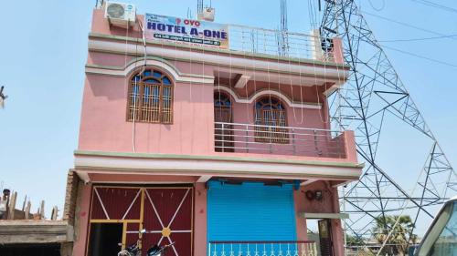 HOTEL O A-ONE