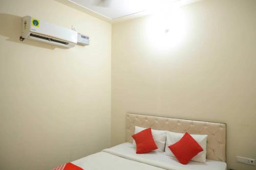 Hotel O Hmi International in Meerut
