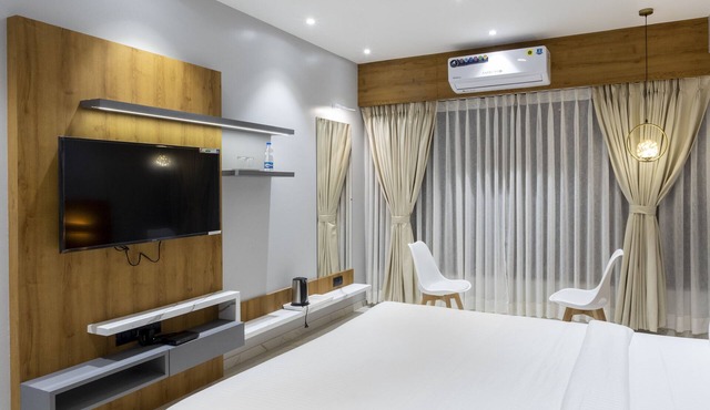 Hotel Opulence in Chhatrapati Sambhajinagar
