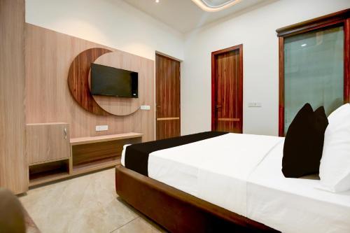 Hotel O SS GRAND SUITES