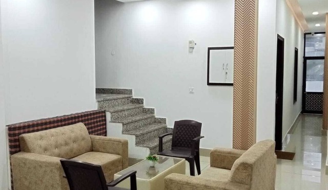 Hotel Paul Residency