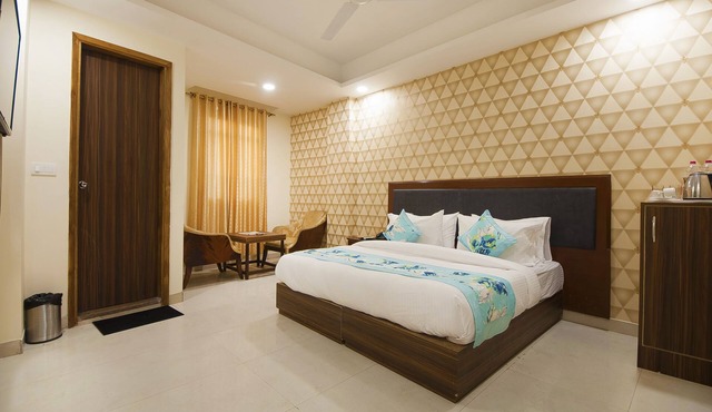 Hotel Perfectionist by Kelvish Hotel