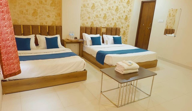 Hotel Pratham Inn in Indore