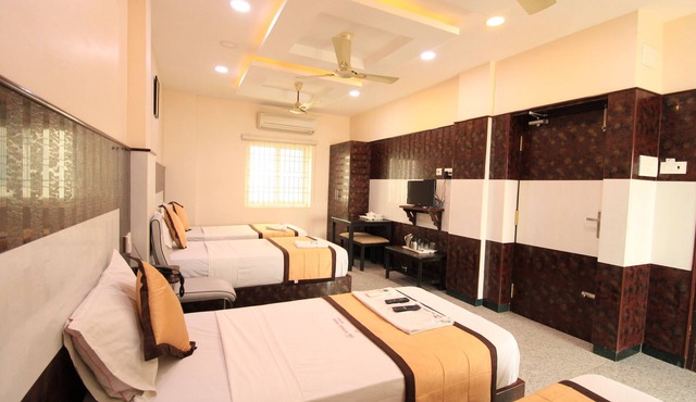 Hotel Rathnavel Towers Annex