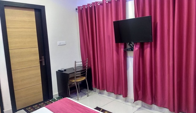 Hotel Reyansh in Purnagiri