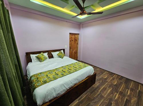 Hotel Riverwood Kokernag