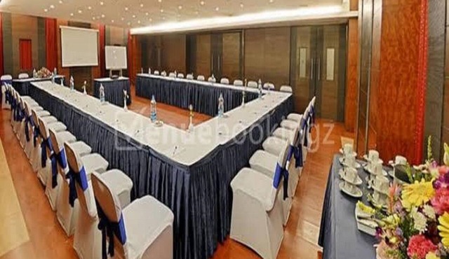 Hotel Royal Plazha